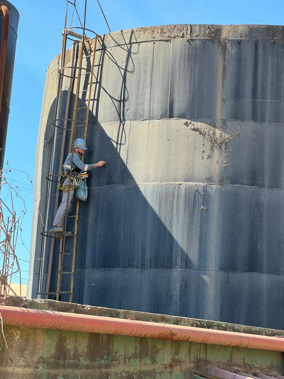 Inspeção de segurança conforme NR-13 em tanques de combustível